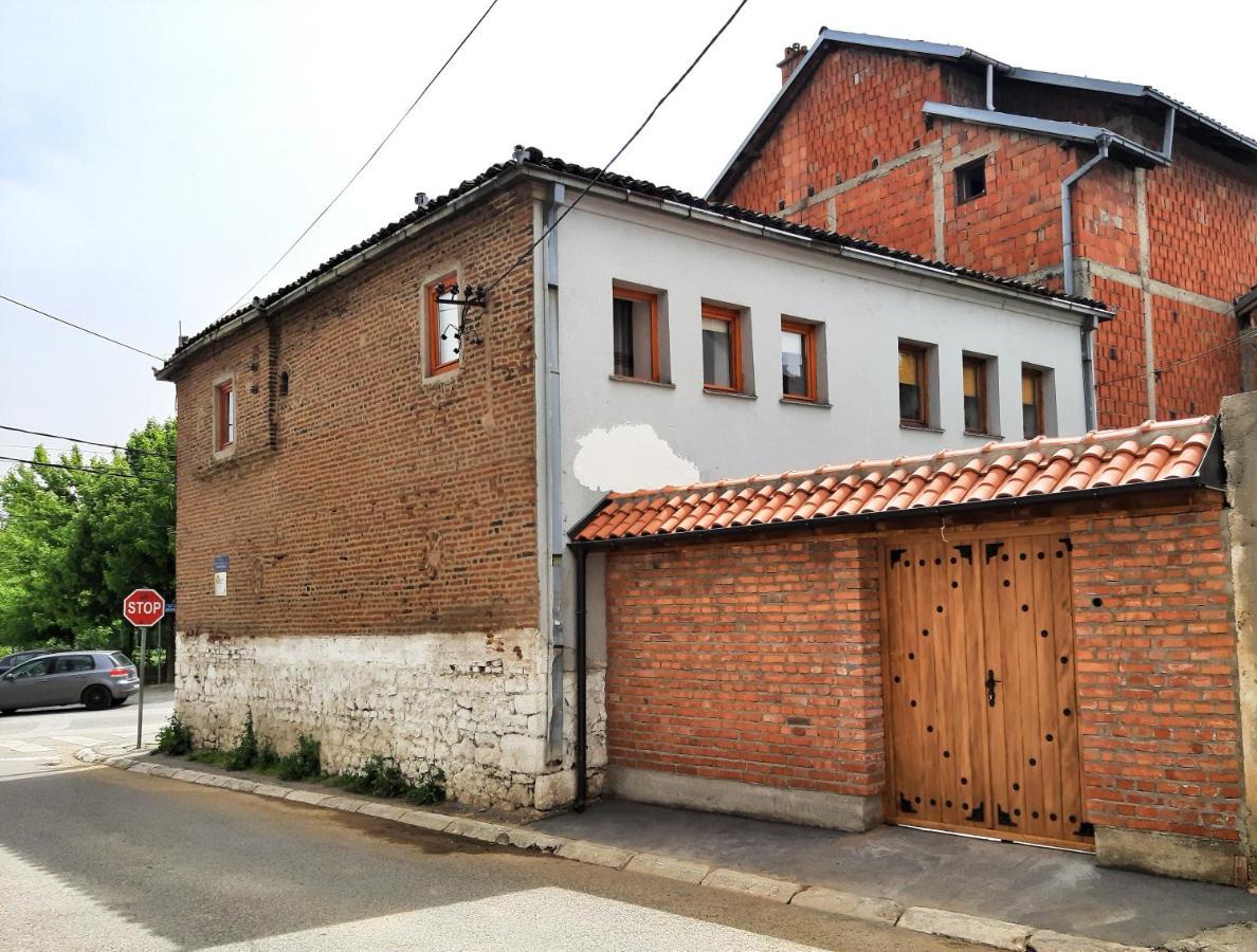 Kulla Dula Guesthouse Gjakova Zewnętrze zdjęcie