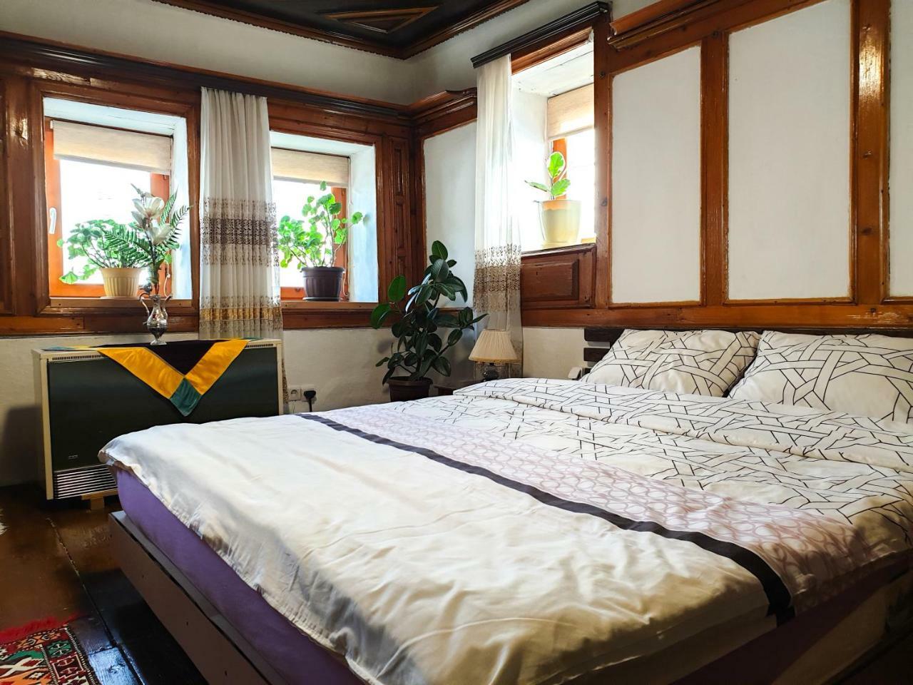 Kulla Dula Guesthouse Gjakova Zewnętrze zdjęcie